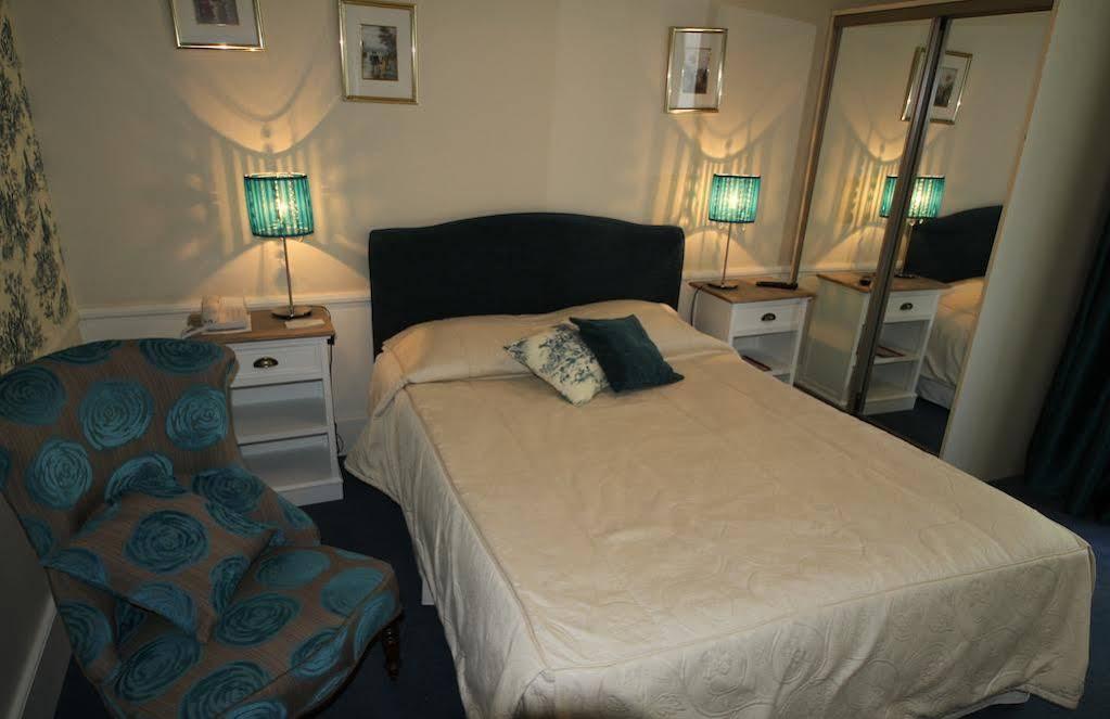 Le Roc Au Chien Hotel